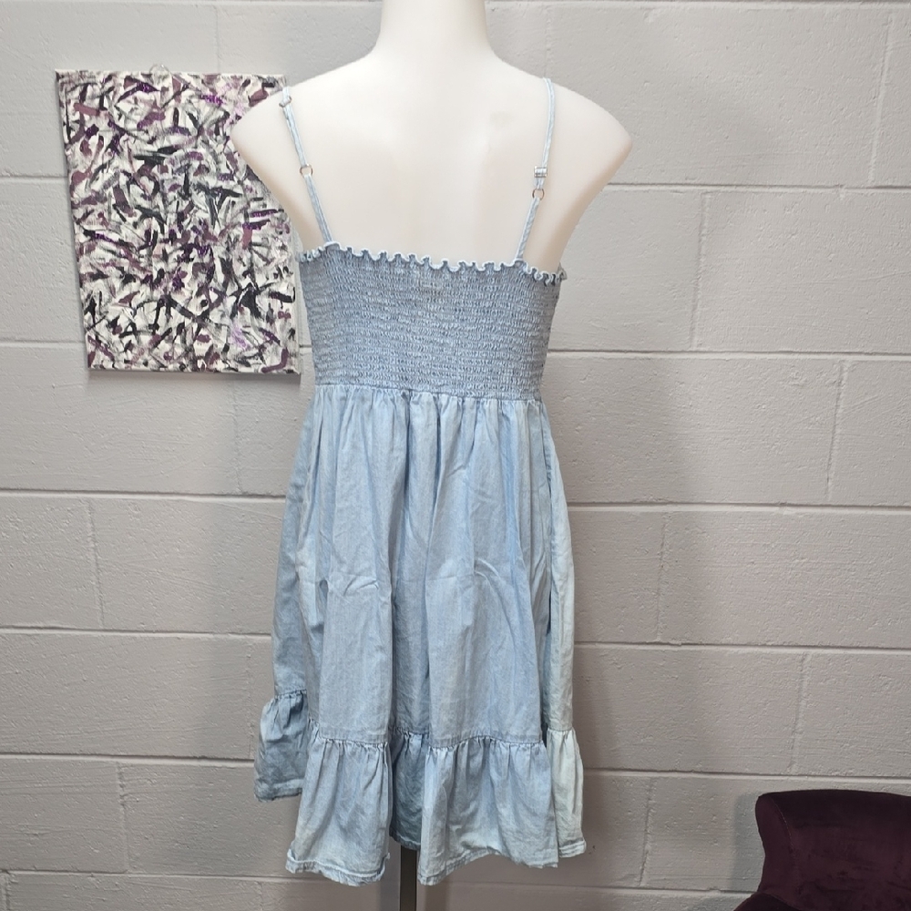 Elegant Japana Light Blue Button-Front Mini Dress - Picture 5 of 8